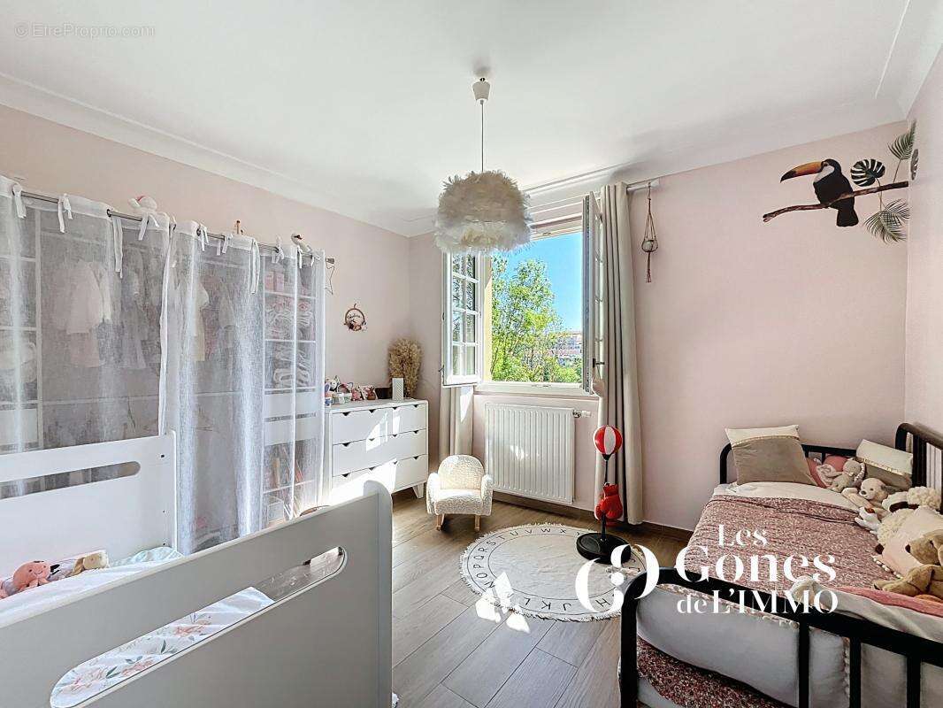 Maison pleine de charme   170m2   4 chambres   Beau jardin a - photo 12