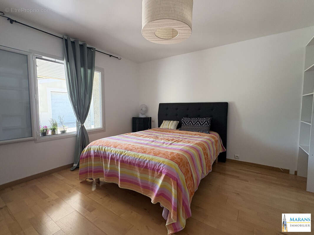 Maison 121 m² à Marans  - photo 6