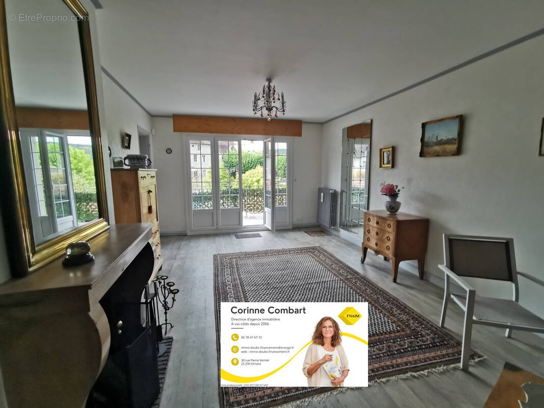 Appartement à ORNANS