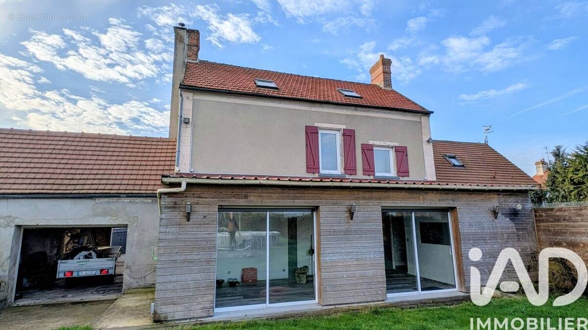Photo 1 - Maison à THURY-EN-VALOIS