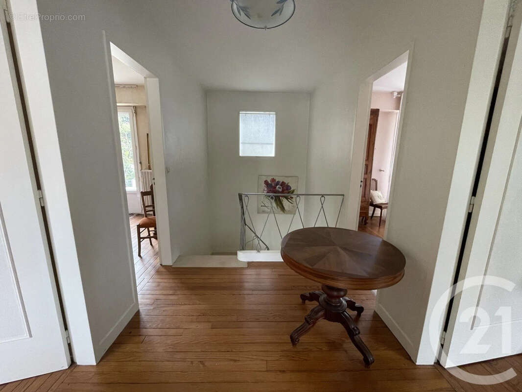 Maison 154 m² à Royan  - photo 10