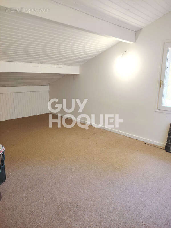 Maison à SAINT-PIERRE-DU-MONT