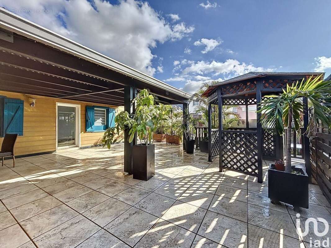 Photo 7 - Commerce à SAINT-DENIS