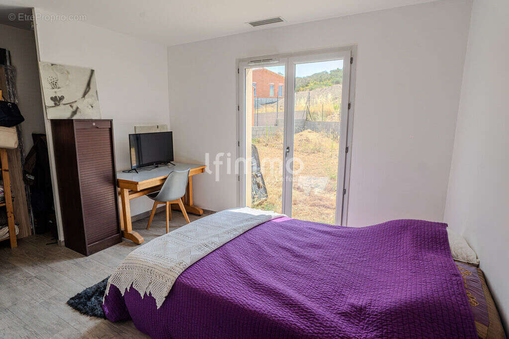 Maison familiale récente avec vue - photo 8