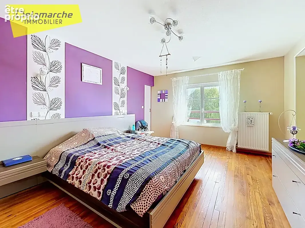 À vendre - Longère en pierres - 4 chambres - 2000m2 de terrain - Dépendance - Grandparigny (50600) - photo 6