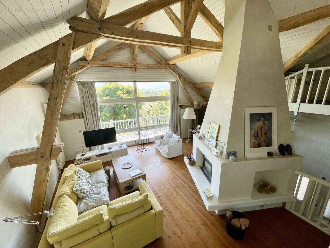 Maison à CHESSENAZ