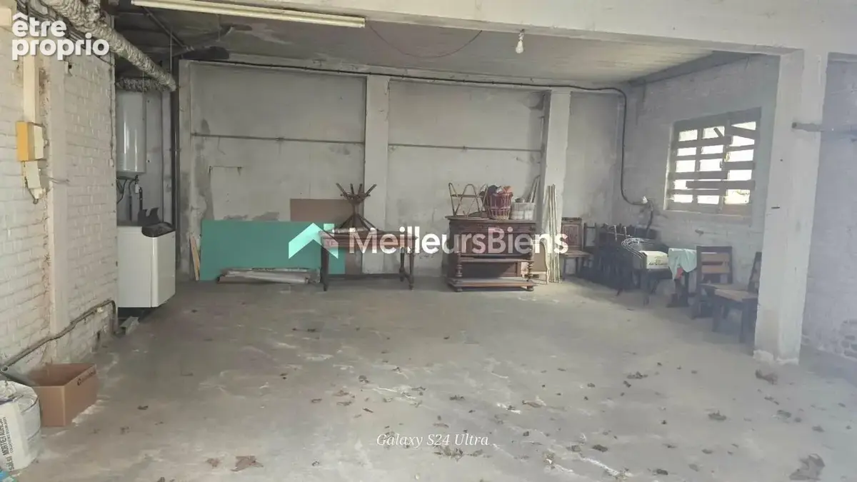 Investissement à Landrecies : immeuble 240 m², 6 chambres, 15 pièces - photo 21