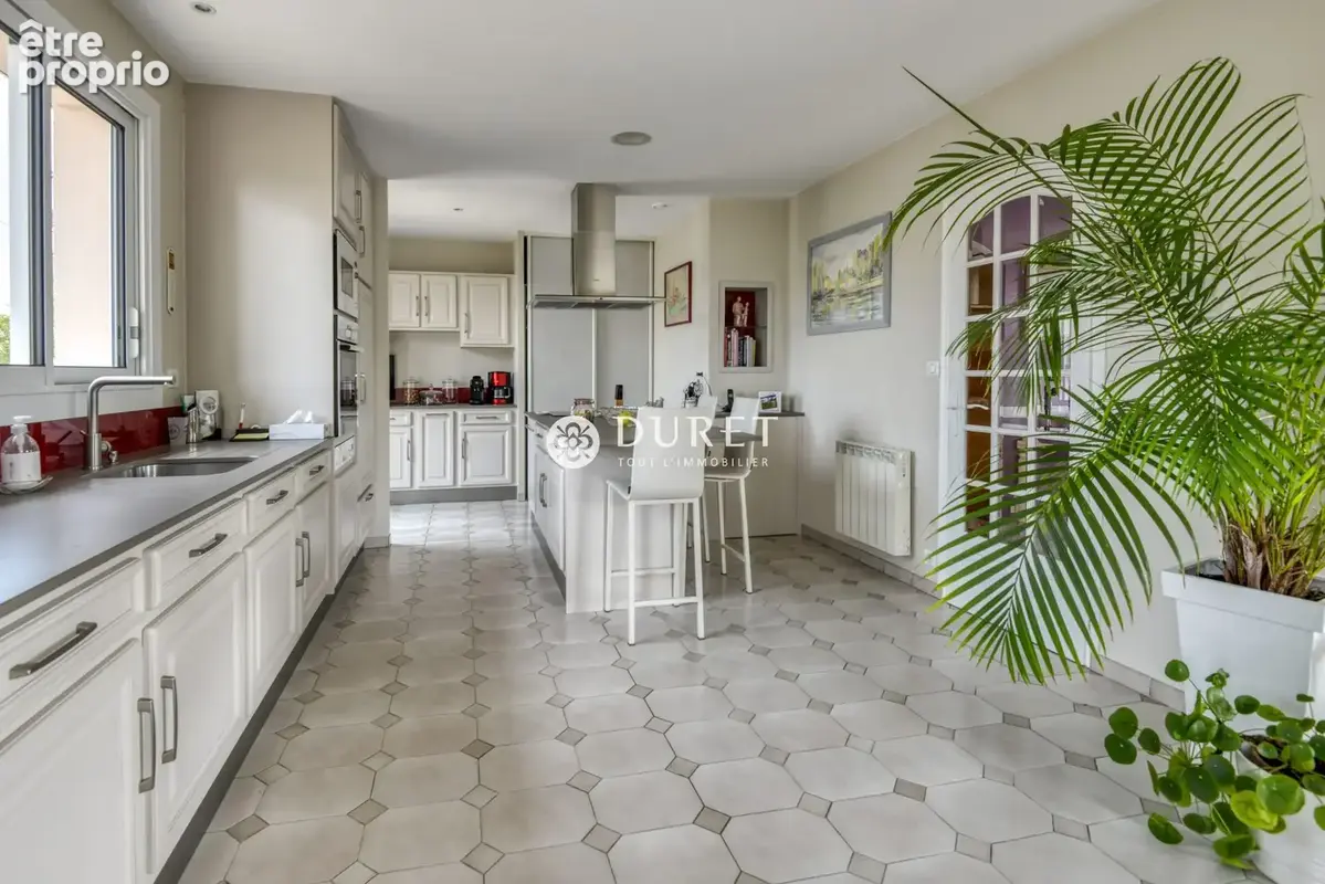 Maison 8 pièces 143 m² à vendre à Cugand (85610) - photo 9