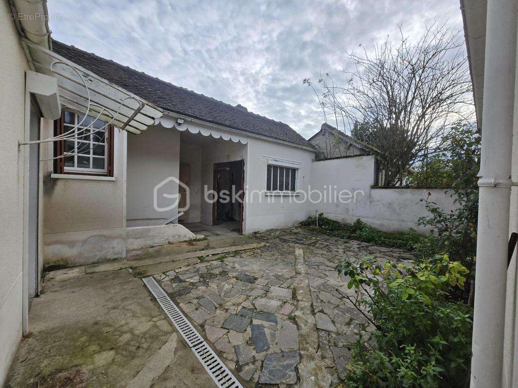 Maison à BRAY-SUR-SEINE