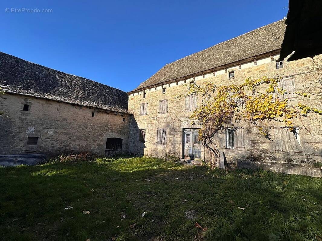 Maison à MONTEZIC