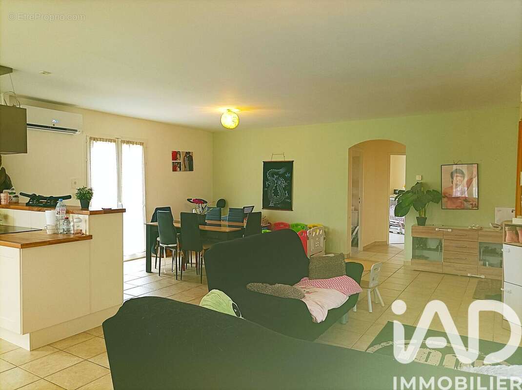 Photo 8 - Maison à VILLEBRAMAR