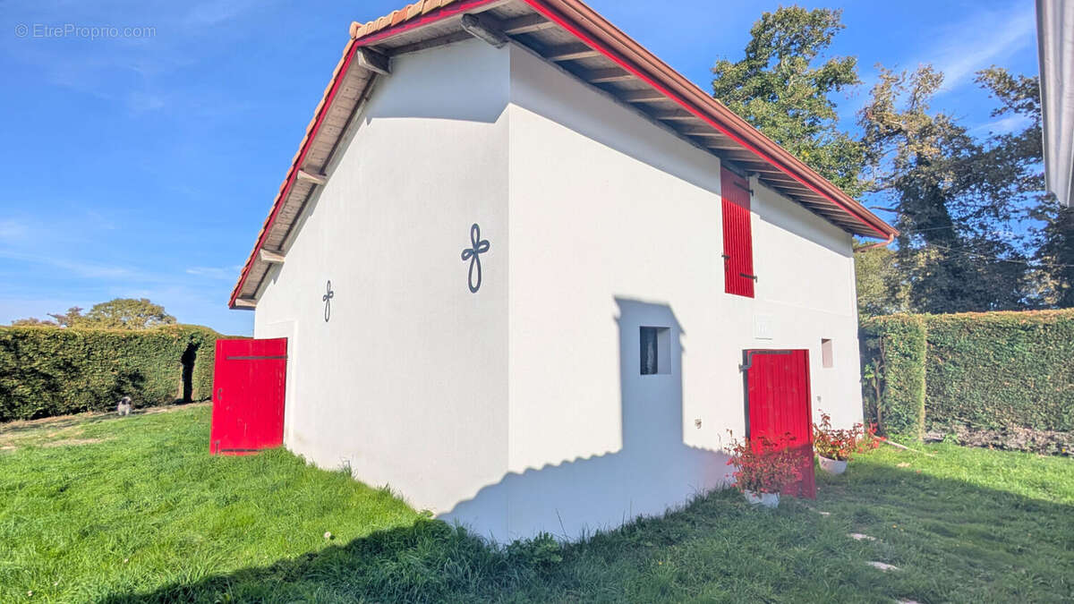 Maison à GRENADE-SUR-L&#039;ADOUR