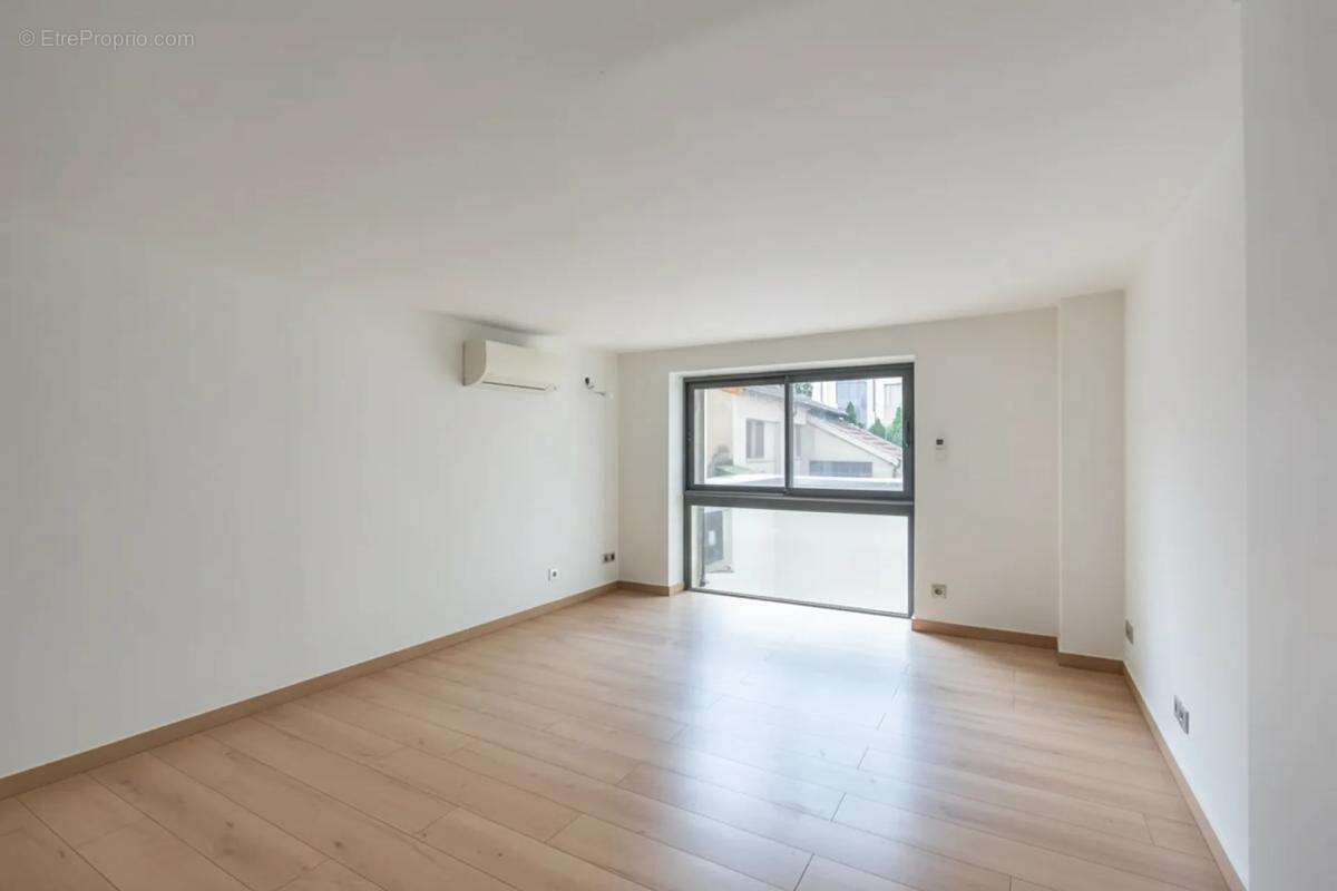 Lofts d’architecte communicants avec espace spa haut de gamme – - photo 14