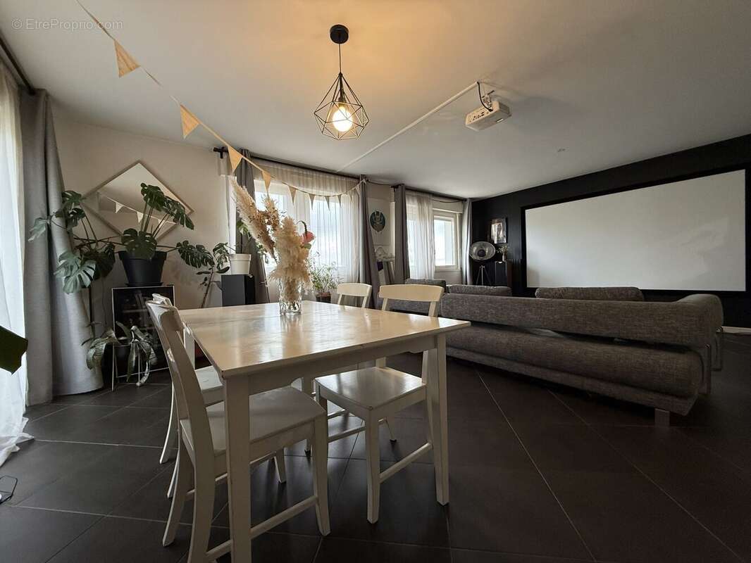 Appartement à MARANGE-SILVANGE