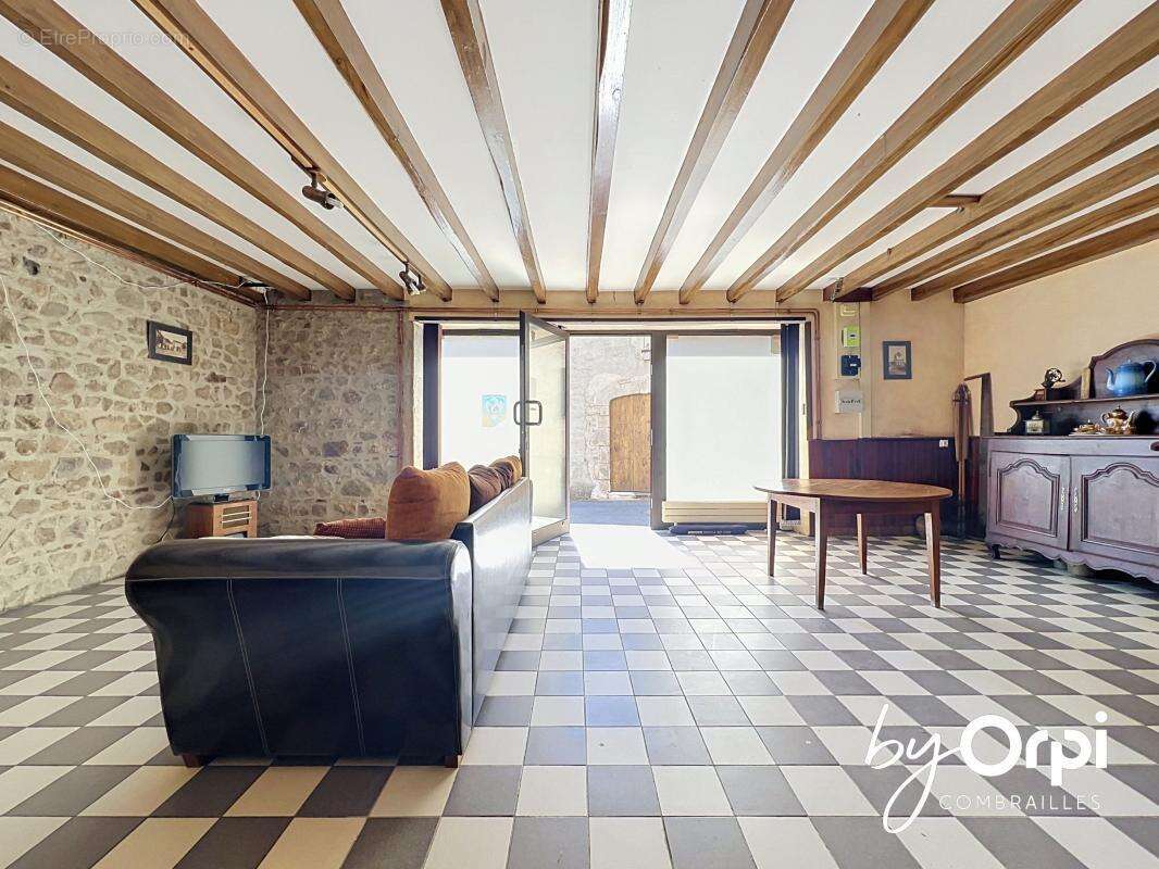 Maison à BIOLLET