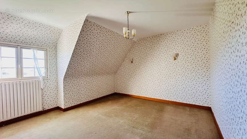 Maison à PLOMODIERN