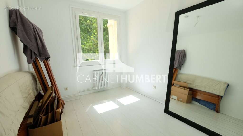 Appartement 65 m² à Saint-Etienne  - photo 7