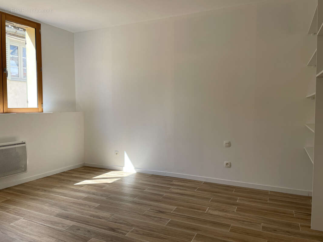 Maison à VALLAURIS