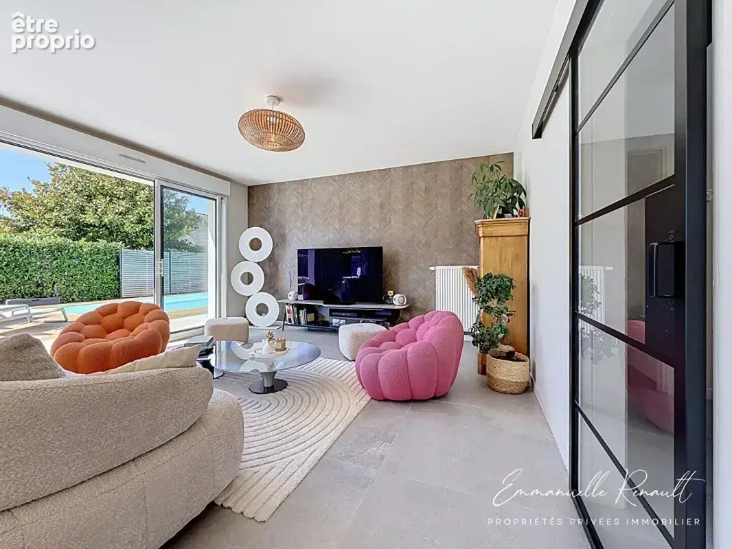 Maison familiale rénovée avec piscine · 165 m² · 5 chambres · Vannes Bernus Conleau - photo 5