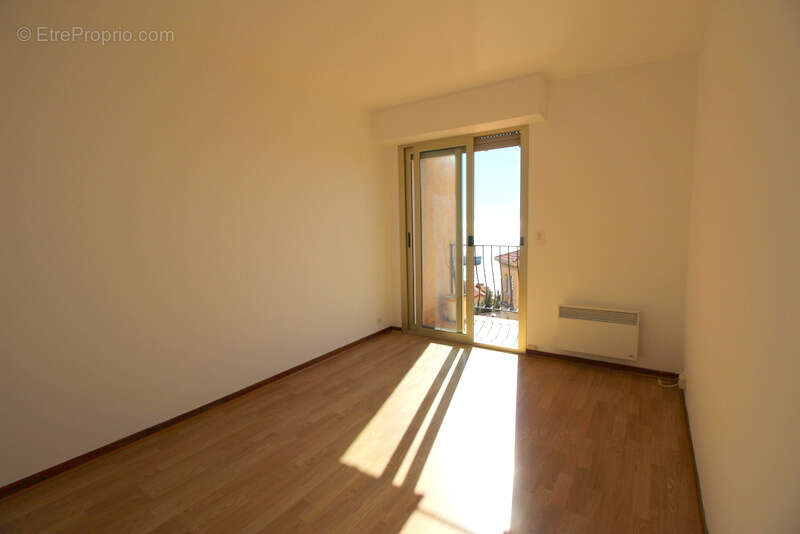 Appartement à CAP-D'AIL