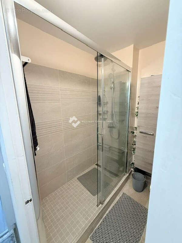 Appartement à CHILLY-MAZARIN