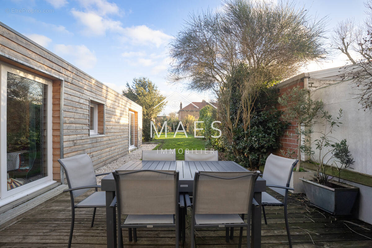 Maison à WAMBRECHIES