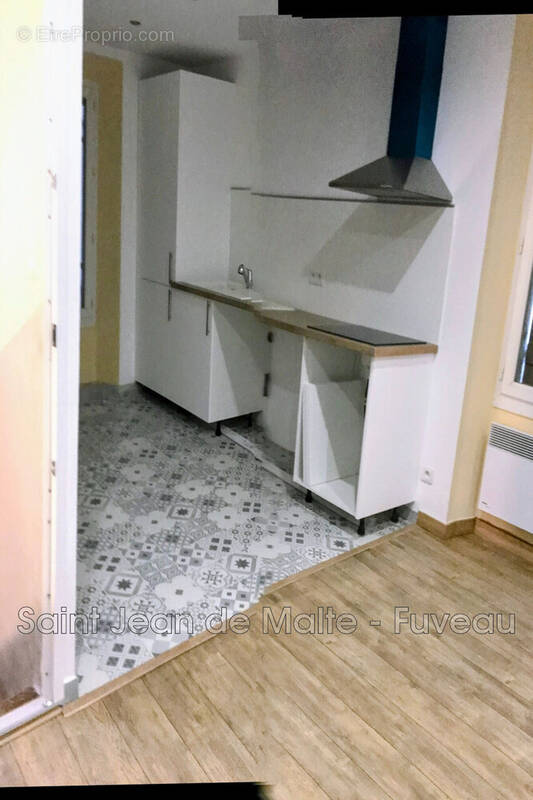 Appartement à GREASQUE