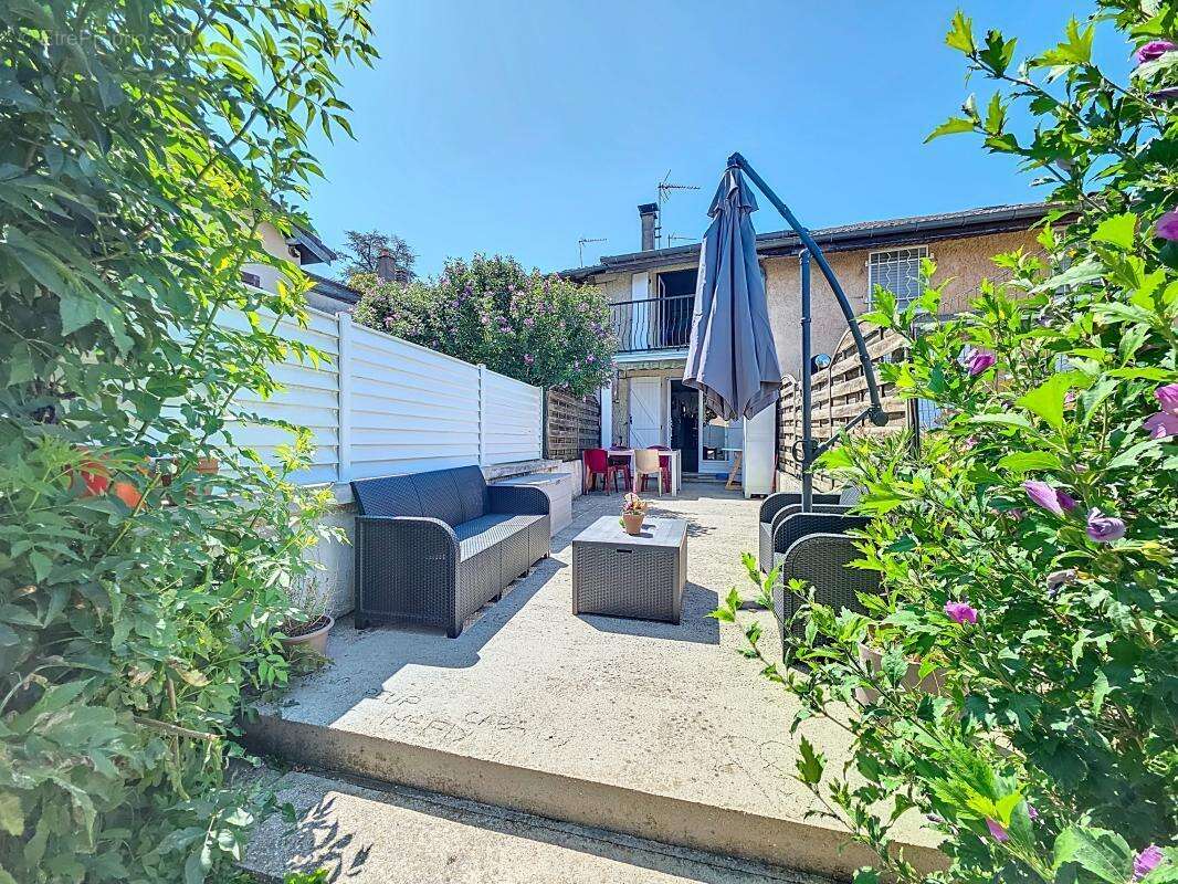 Maison à SAINT-GEORGES-D&#039;ESPERANCHE