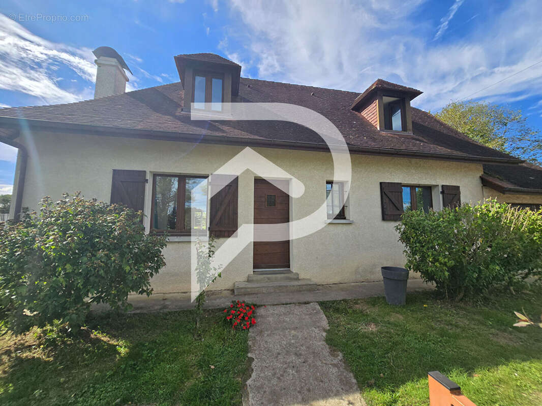 Maison à ARTHEZ-DE-BEARN