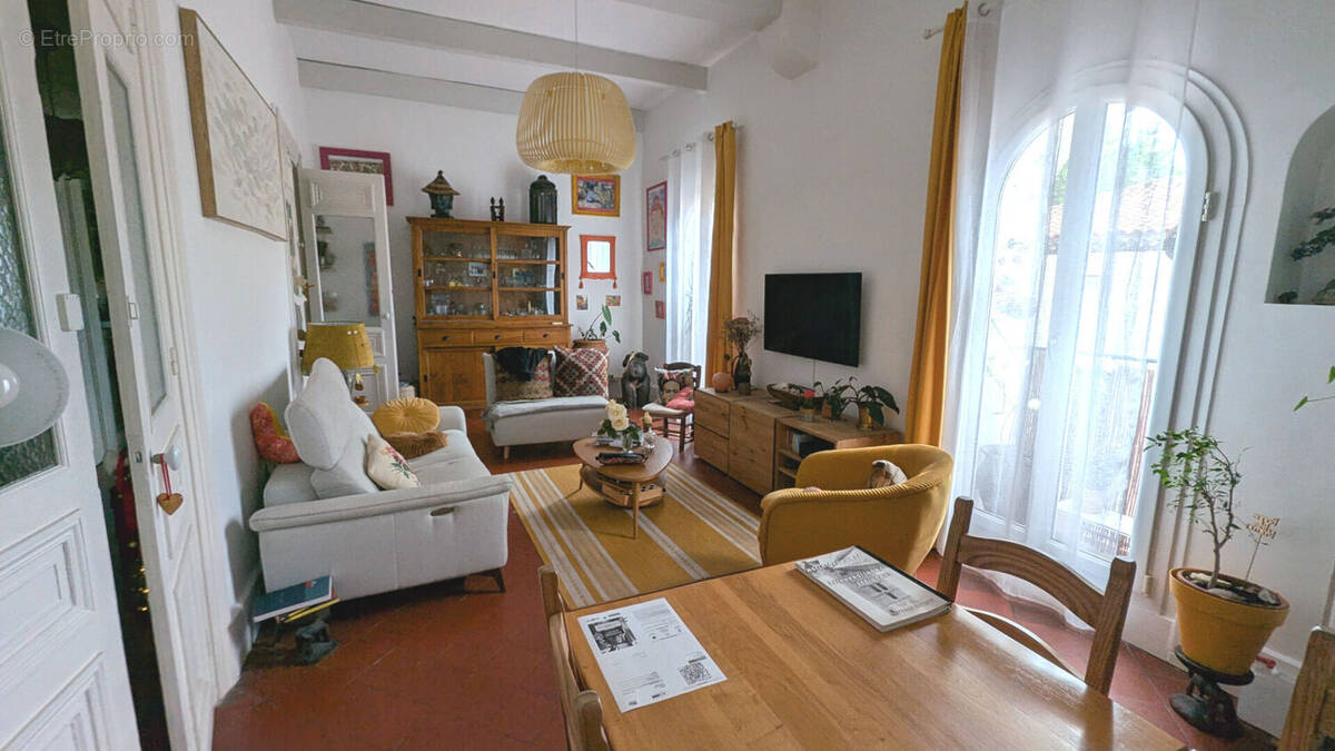 Appartement à FRONTIGNAN