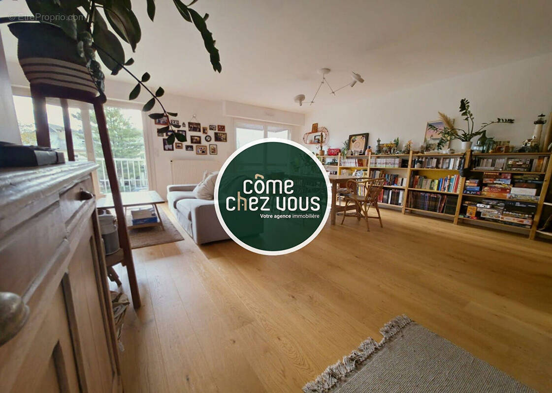 Appartement à LE RHEU