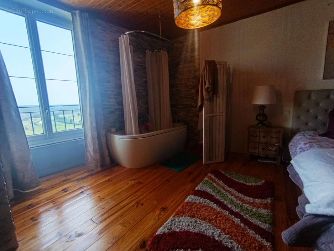 Maison à TOURNON-D'AGENAIS