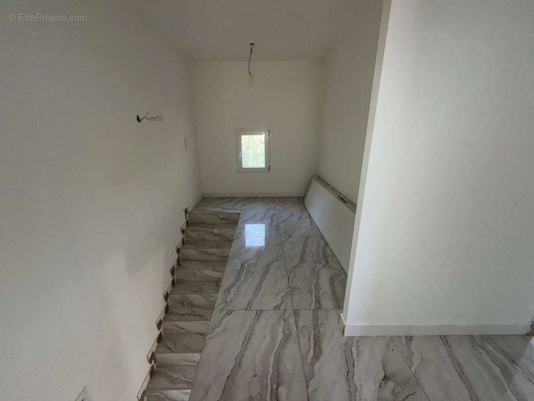 Maison à TOURRETTE-LEVENS