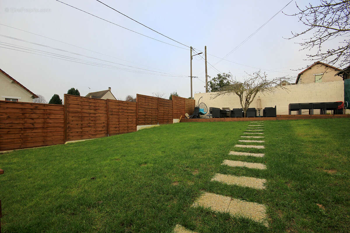 Maison à JOUARS-PONTCHARTRAIN