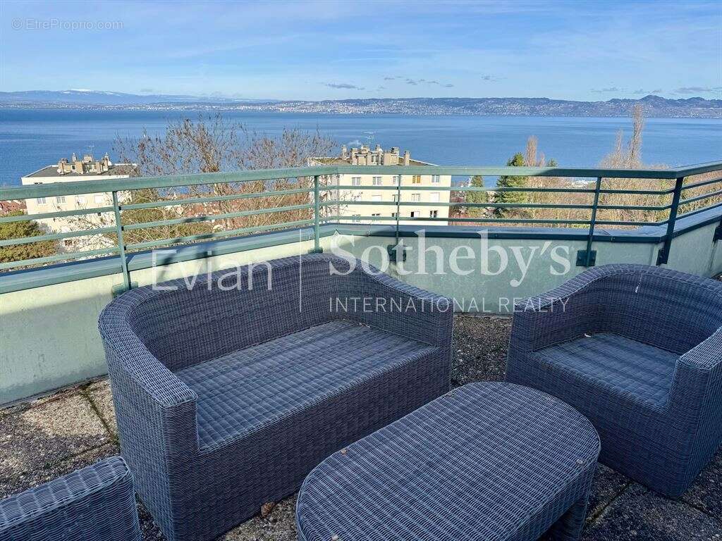 Appartement à EVIAN-LES-BAINS