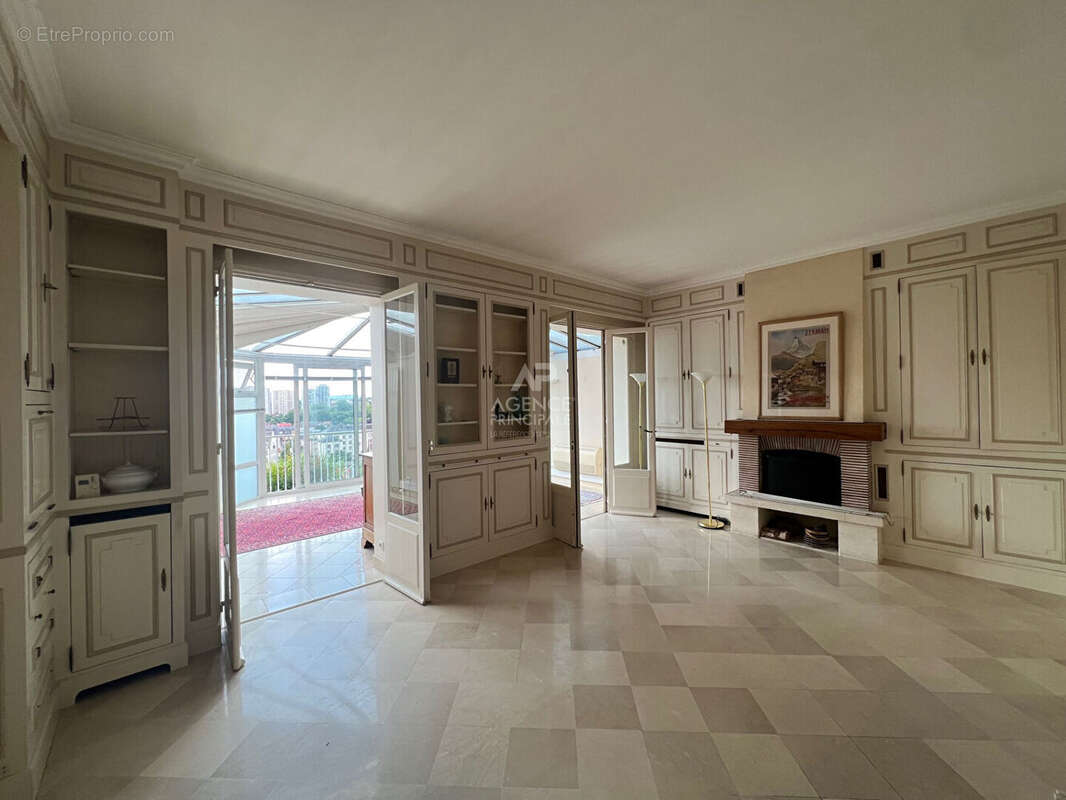 Maison à PONTOISE