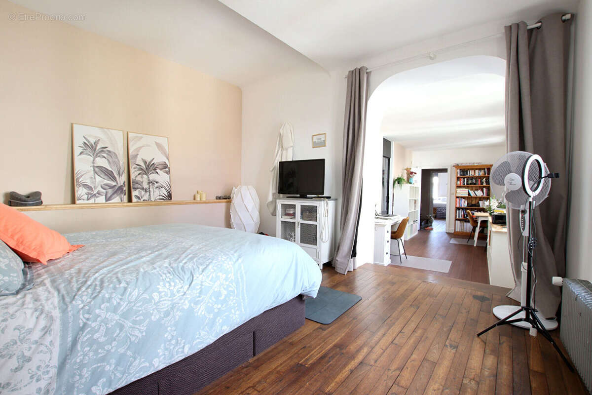 Maison de ville atypique 239 m² dans le centre de Niort - photo 11
