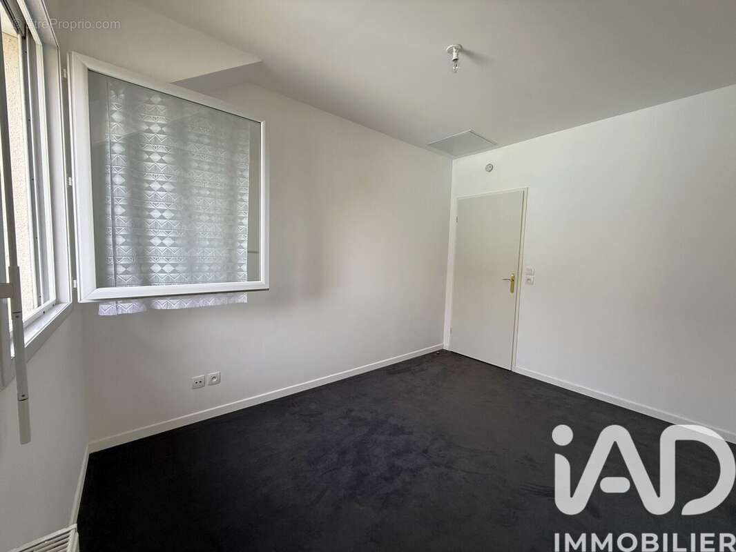 Photo 9 - Maison à LA RIVIERE-SAINT-SAUVEUR