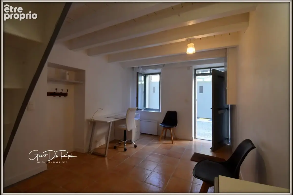 CARCASSONNE Centre ville. Maison de ville T4 71 m²- prête à vivre - Vendue meublée - 94000 € - photo 2