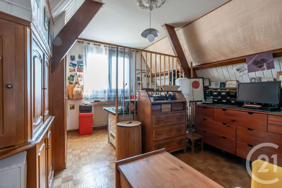 Maison 137 m² à Coubron  - photo 12