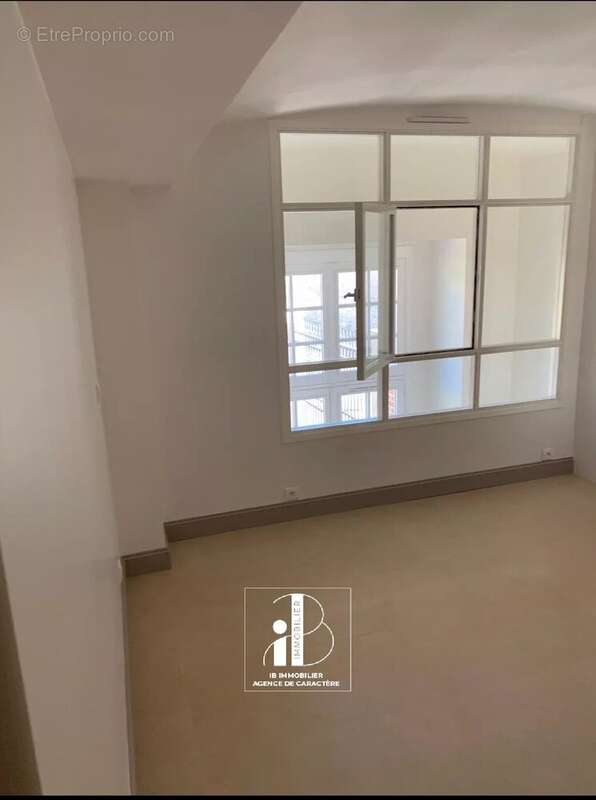 Appartement à FONTAINEBLEAU