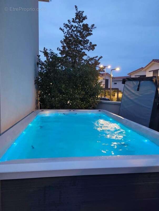 Maison à CASTELNAU-LE-LEZ