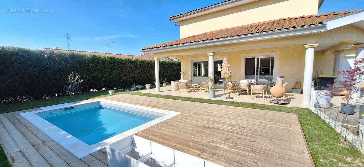Maison à VIRIAT