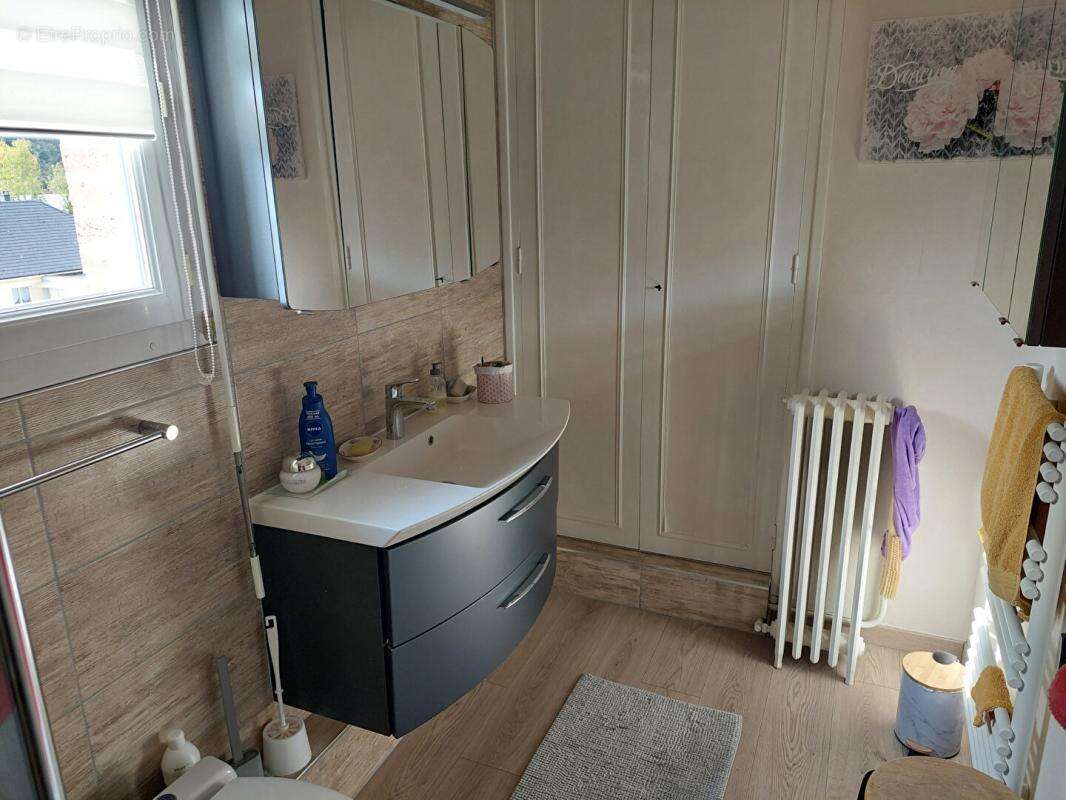 Maison à LILLEBONNE