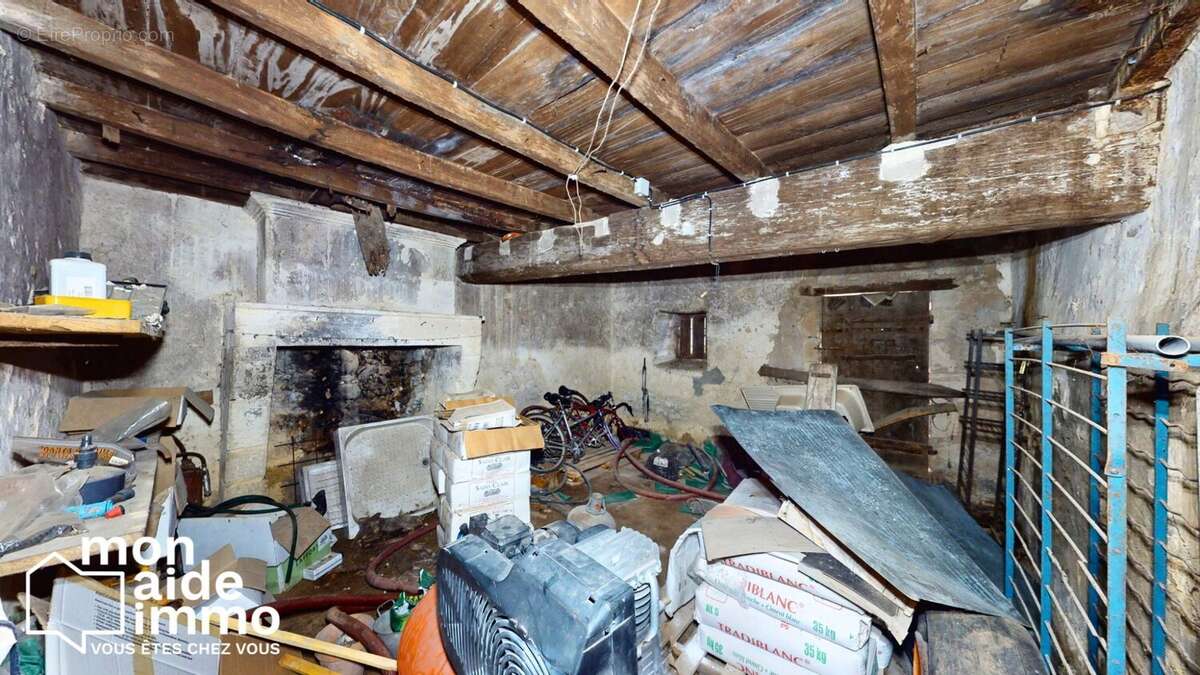 Maison à SAINT-EMILION