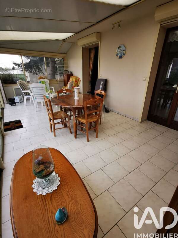 Photo 2 - Maison à YVRE-L'EVEQUE