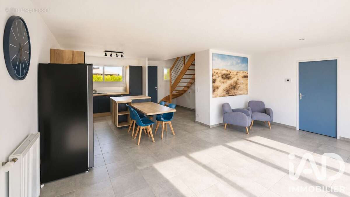 Maison 105 m² à Trange  - photo 3
