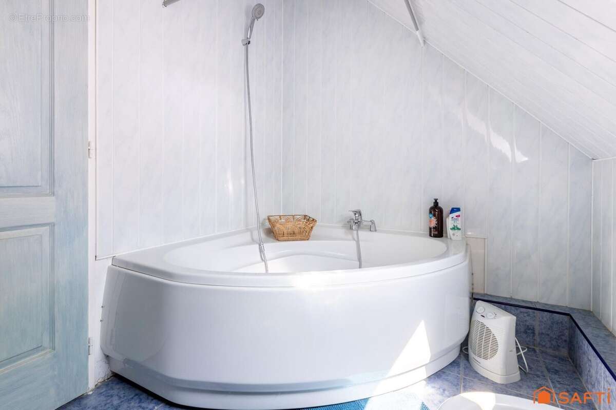 Photo 6 - Maison à MESNIL-SAINT-LAURENT