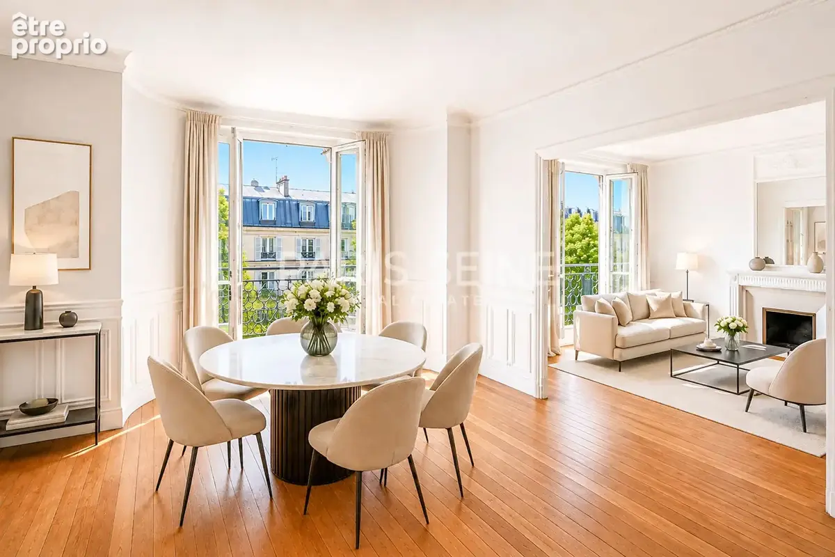 Appartement à PARIS-7E