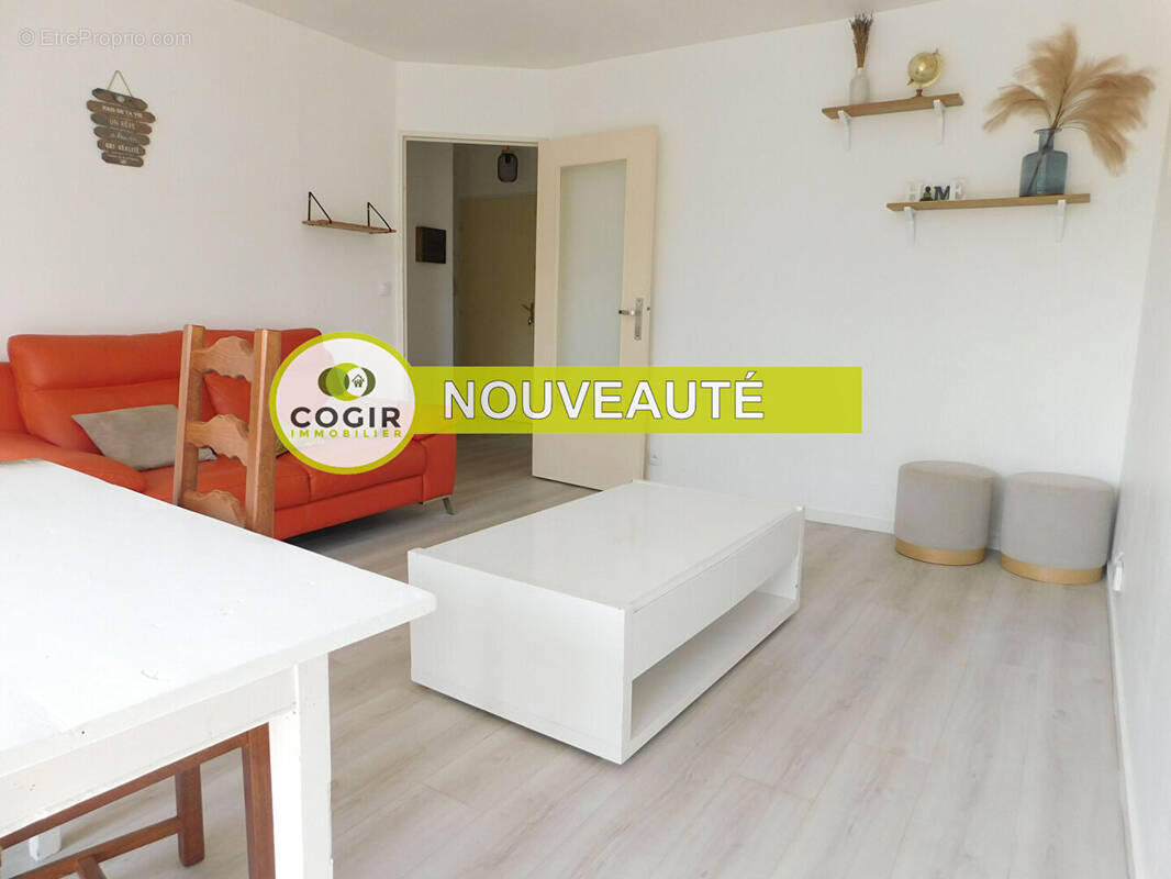 Appartement à LE RHEU